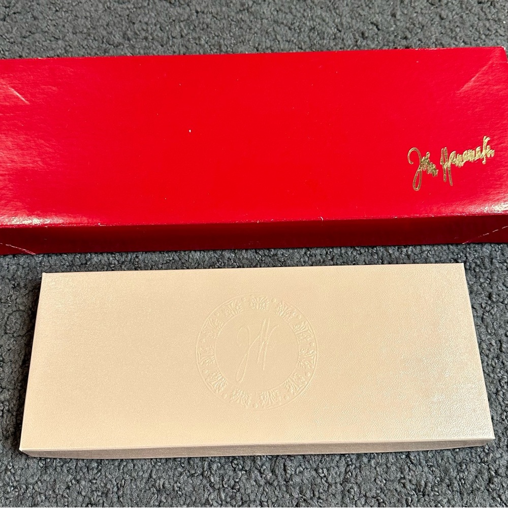 Vintage John Wanamaker Gift Box Advertisement Logo